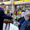 Povodom Međunarodnog Dana žena župan Čačić prigodno darivao žene ružama