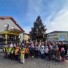 FOTO: Mališani ukrasili božićno drvce ispred Općine Trnovec Bartolovečki